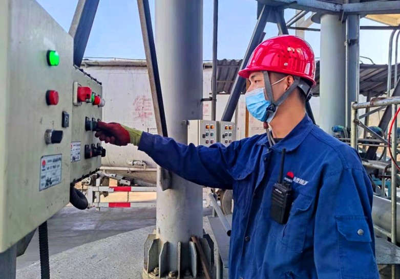 陕煤新型能源公司“三点一线”筑牢安全网