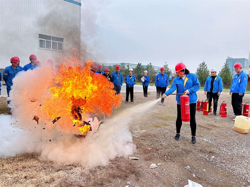 奋进陕煤| 新型能源咸阳公司开展“119”消防演练活动
