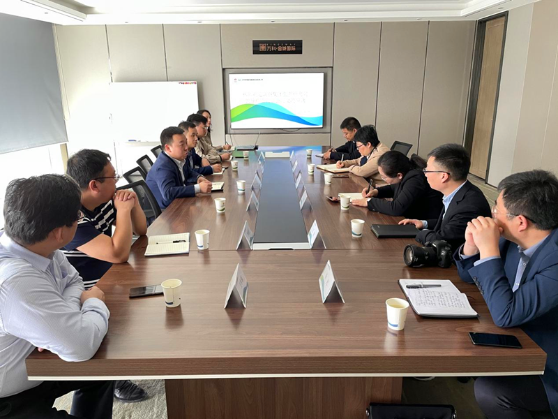 陕钢集团产业创新研究院领导一行到北京新能科技公司交流座谈配图2.png