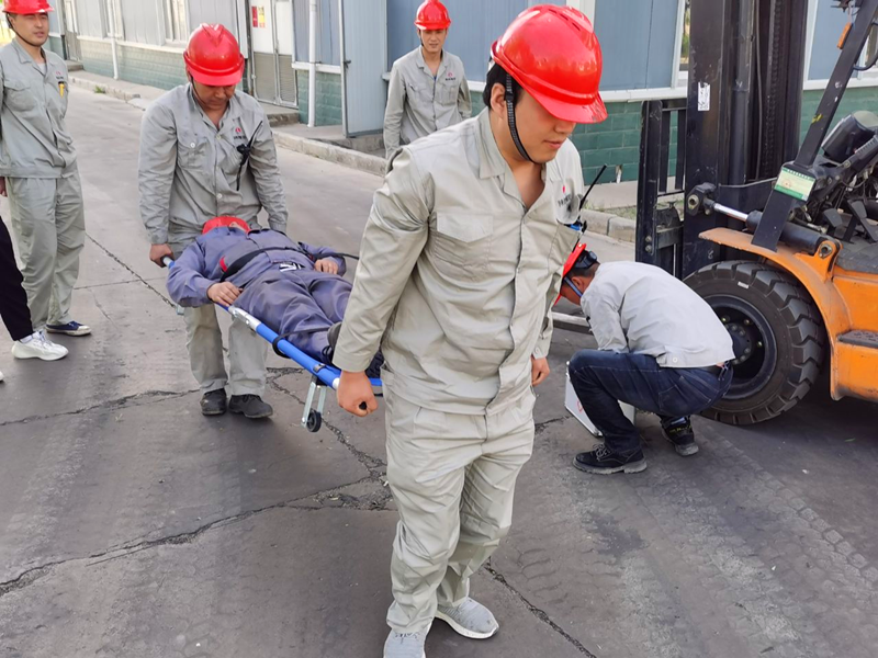 鑫尔特叉车演练-配图3.png