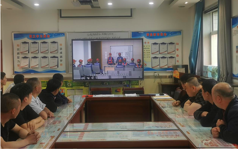 选煤公司韩家湾选煤厂：“三举措”吹响安全生产月“冲锋号”-1.png