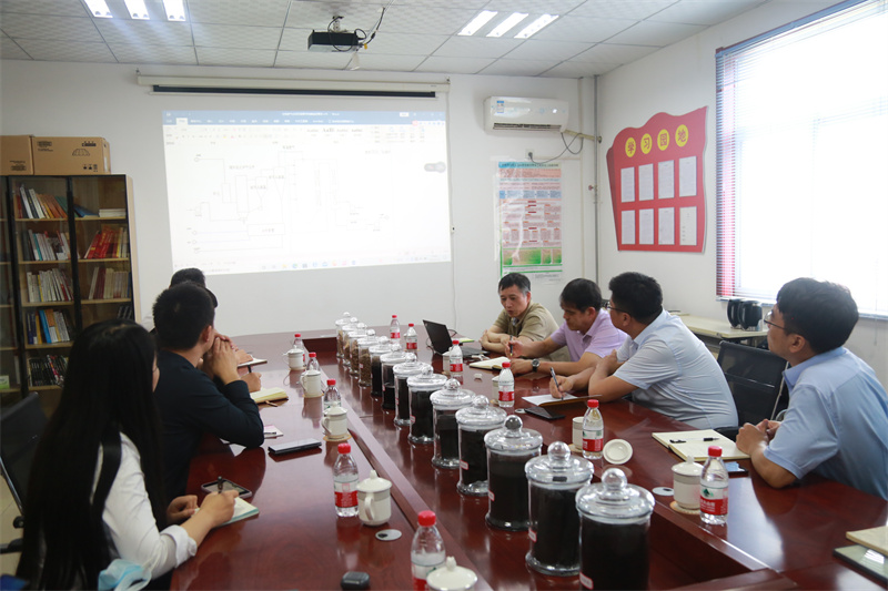 浙江大学热能工程研究所王勤辉教授到新型能源三原公司指导交流-2.jpg