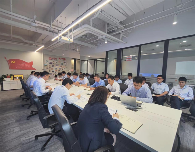 西安公司召开安全办公会议暨国庆假期安全防范工作部署会-1.png