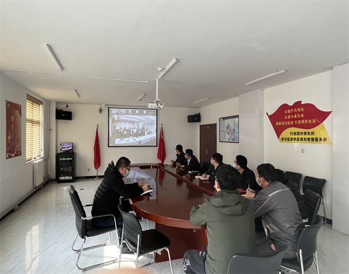 公司副总经理李强在党建联系点宣讲党的二十大精神1.png