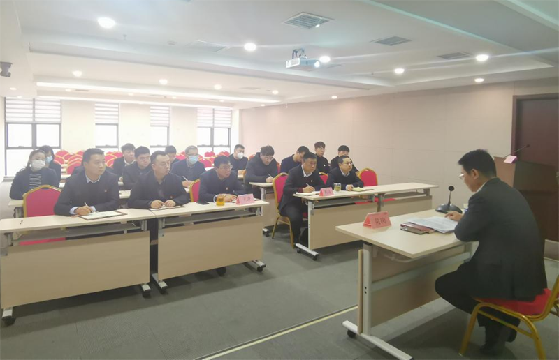 公司副总经理黄岗到党建联系点宣讲党的二十大精神2.png