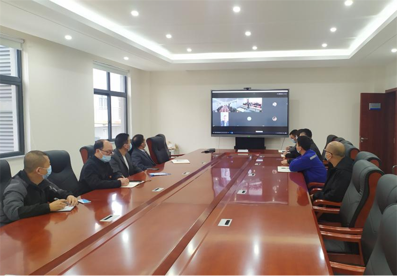 公司副总经理黄岗到党建联系点宣讲党的二十大精神3.png