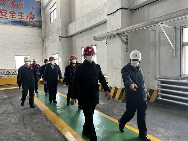 公司副总经理黄岗深入选煤公司关中片区选煤厂检查指导工作.png