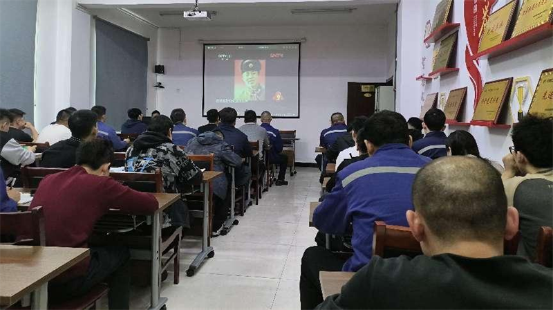 公司各单位开展学雷锋主题活动1.png
