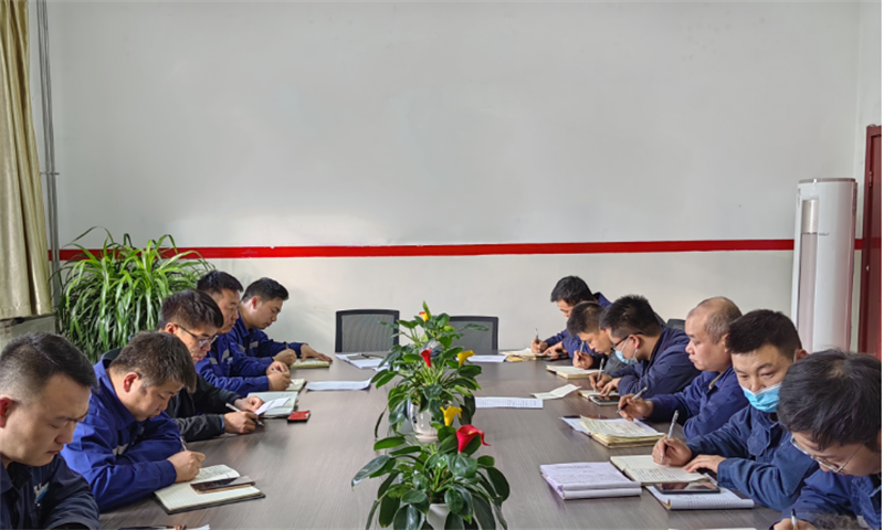 选煤公司“三步走”打好安全生产“组合拳”1.png