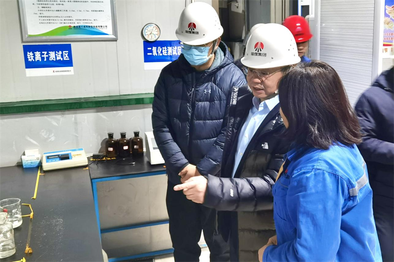 公司副总经理黄岗带队到咸阳公司开展消防安全专项检查1.png